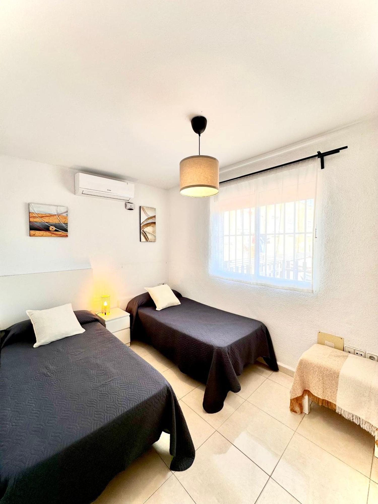 Apartamentos J&K Торемолинос Екстериор снимка