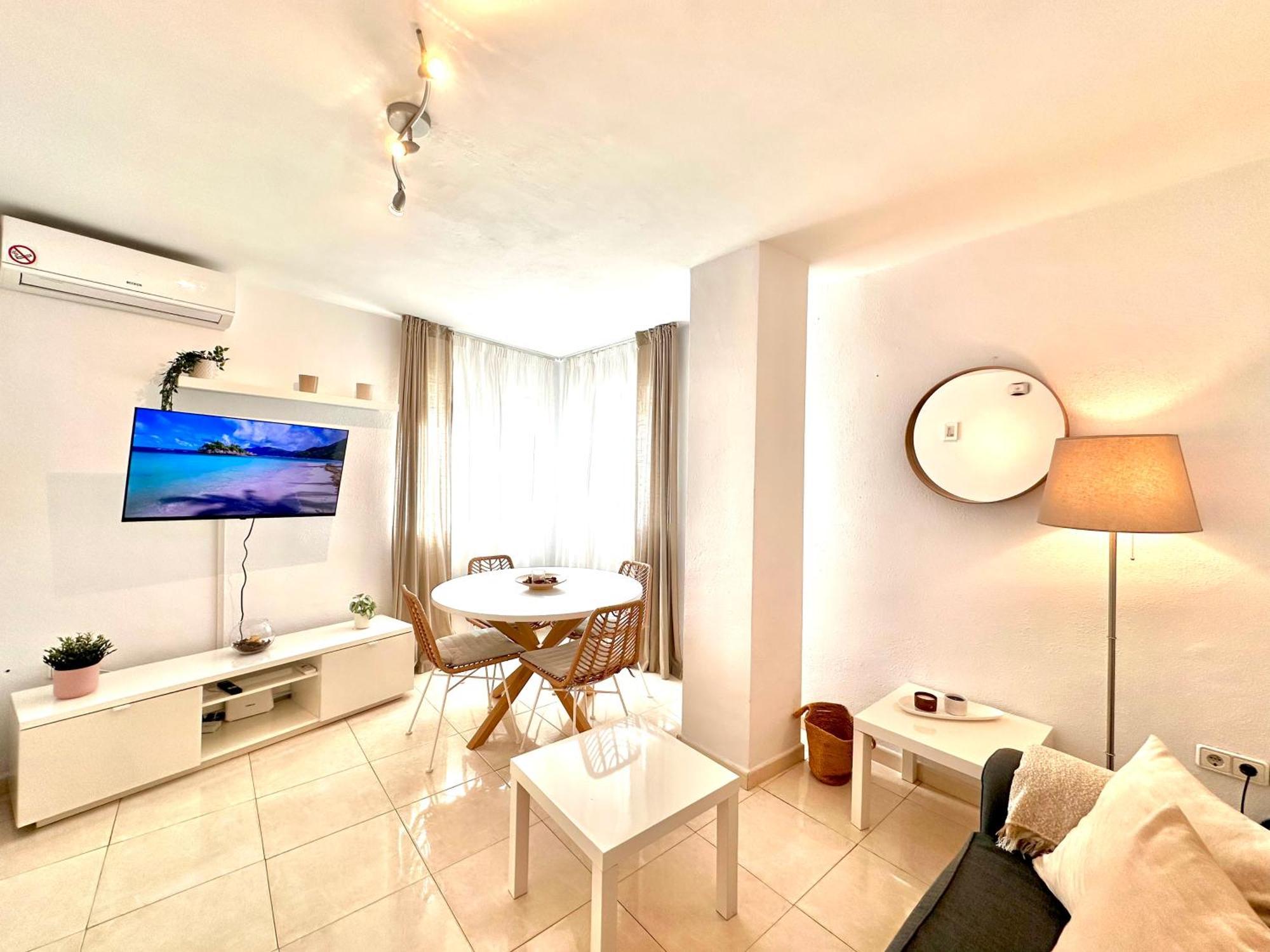 Apartamentos J&K Торемолинос Екстериор снимка